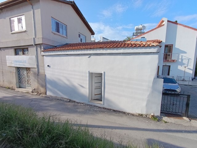 1+1 Unfurnished Detached House for Sale in Kyrenia Ozanköy