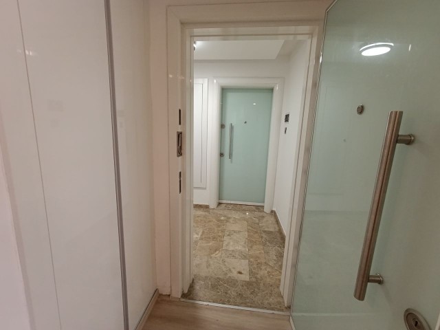 Girne Akacan Elegance Residence Satılık 2+1 Geniş Fırsat Daire