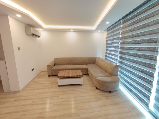 Girne Akacan Elegance Residence Satılık 2+1 Geniş Fırsat Daire