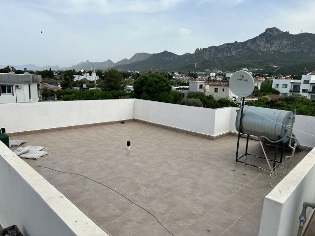 Furnished 1+1 Large Flat with Terrace for Rent in Girne Karaoğlanoğlu