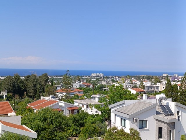 Girne Ozanköy 4+1 Kiralık Havuzlu Geniş Villa