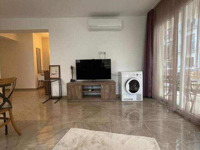 Girne Merkez Nusmar Bölgesinde Kiralık 3+1 Geniş Daire