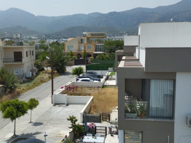 GİRNE ALSANCAK 2+1 SATILIK DAİRE