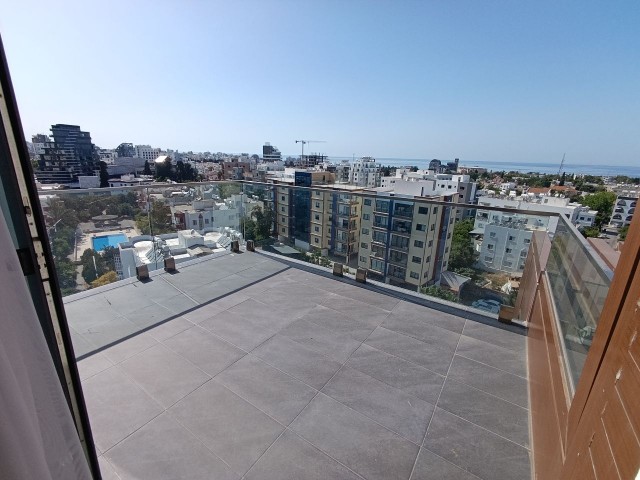 Kyrenia City Life Residence 3+1 Luxus-Penthouse zu vermieten