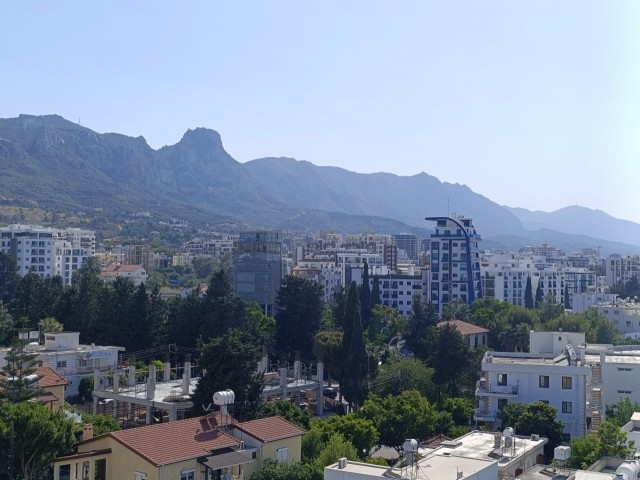 Kyrenia City Life Residence 3+1 Luxus-Penthouse zu vermieten