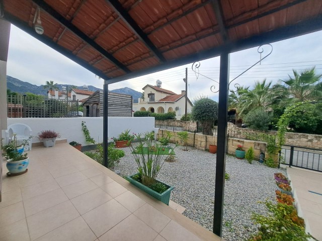 2+1 Detached House for Sale in Kyrenia Ozanköy / Affordable Price