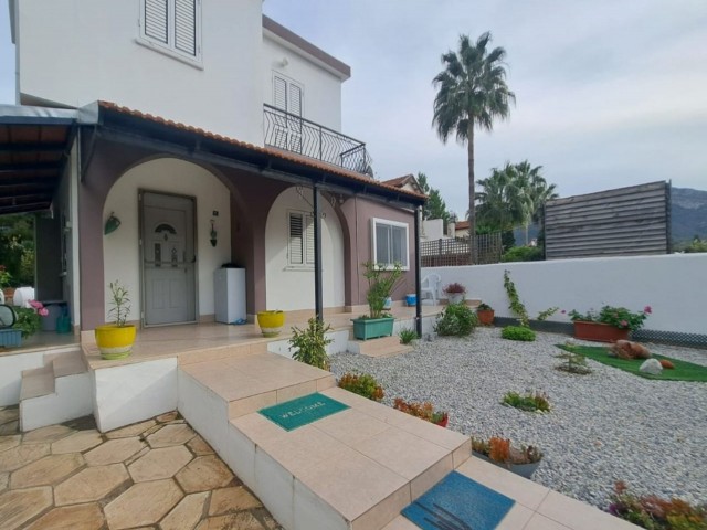 2+1 Detached House for Sale in Kyrenia Ozanköy / Affordable Price