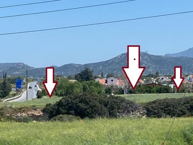 FÜR DEN BAU GEEIGNET - KAUFGELEGENHEIT IN EINEM SICH SCHNELL ENTWICKELNDEN BAUGEBIET - BLICK AUF DIE BERGE UND DAS MEER