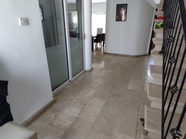 VILLA - 4+1 FURNISHED, BAHCELI, POPULAR AREA READY FOR DELIVERY