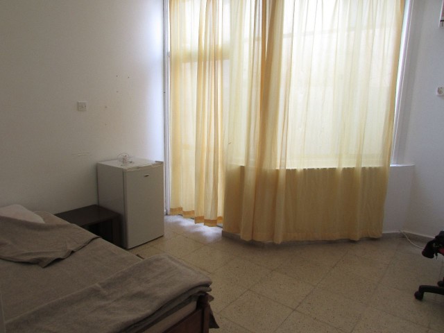 MONTHLY PAYMENT OPPORTUNITY - STUDIO ROOM, KALEICI CENTRAL LOCATION, FURNISHED ROOMS..