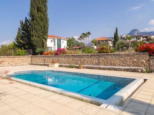 Sea and Mountain View Villa for Sale in Catalkoy, Kyrenia