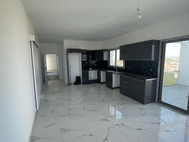 Satılık Penthouse 2+1 Yeni Boğaziçi, Gazimağusa, Kuzey Kıbrıs