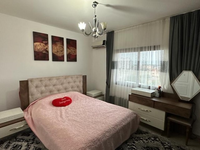 Large 3+1 apartment for sale in Yeni Bogazici