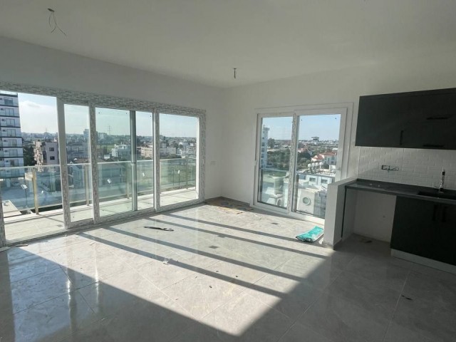 Apartment for sale 2 + 1 in a quiet area of ​​Yeni Bogazici.