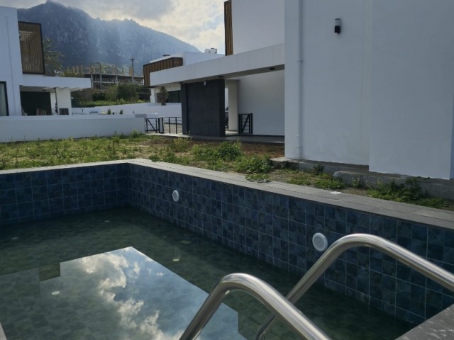 Luxury villa with 4 en-suite bedrooms 