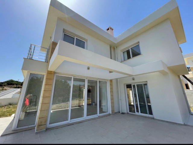 48 months interest-free payment plan Villa for sale in Girne Alsancak Yeşiltepe