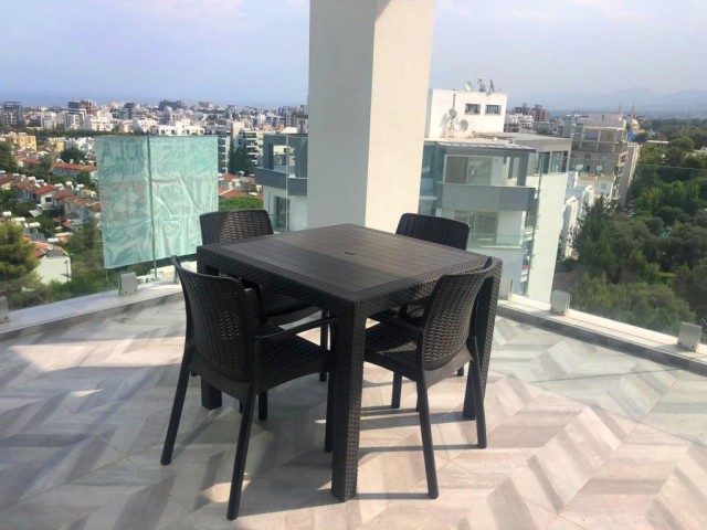 GİRNE MERKEZ'DE ULTRA LÜKS PENTHOUSE  2+1 DAİRE   0542-8885177