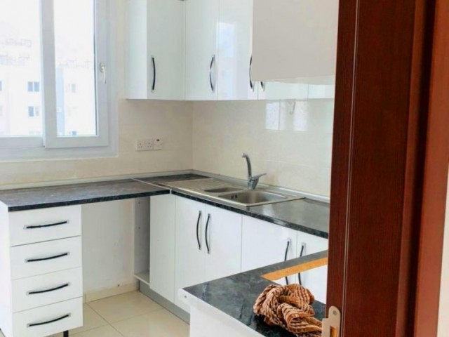 Flat To Rent in Girne Merkez, Kyrenia