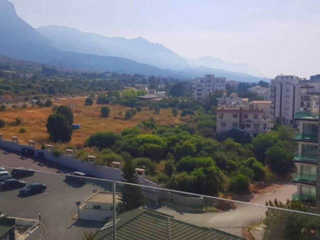 Flat To Rent in Girne Merkez, Kyrenia