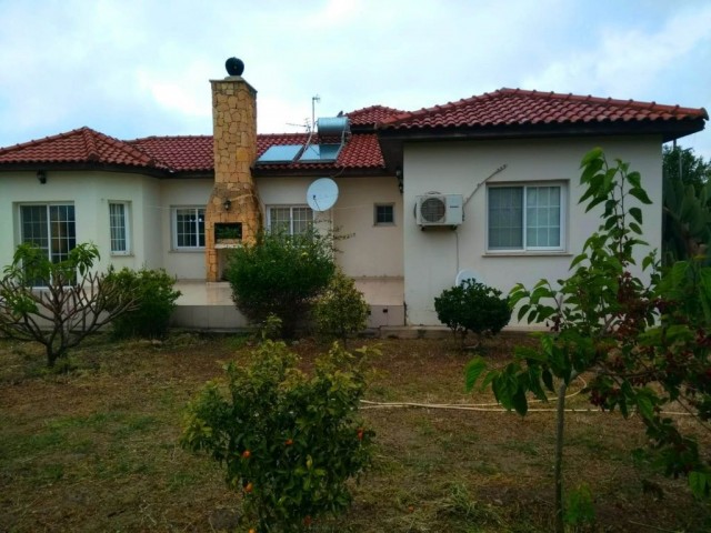 KARAKUM DA DENİZ KENARINDA GENİŞ BAHÇELİ 3+1 BUNGALOW DENİZE 200 M MESAFE   0542-8885177