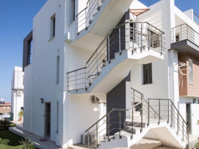 Penthouse To Rent in Karaoğlanoğlu, Kyrenia