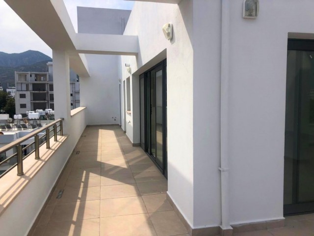 Penthouse To Rent in Girne Merkez, Kyrenia