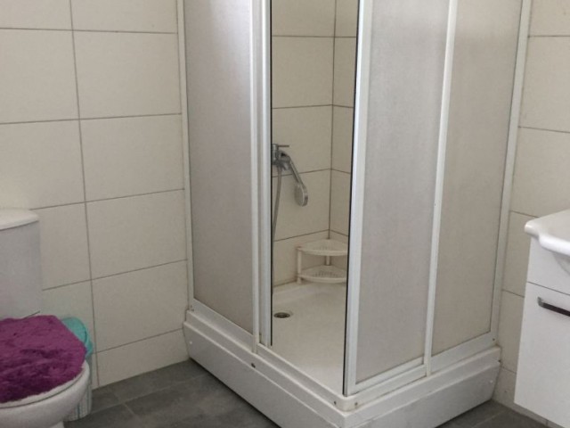 Flat To Rent in Karaoğlanoğlu, Kyrenia