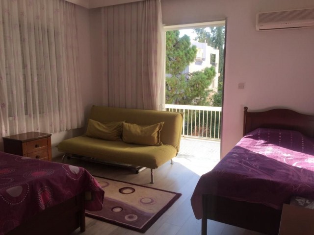 Flat To Rent in Girne Merkez, Kyrenia