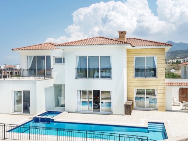 Girne Karağaç area for sale outstanding 5 bedroom 5 bathroom villa 