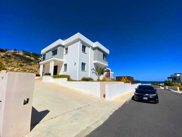 Villa To Rent in Çatalköy, Kyrenia