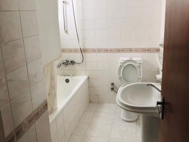 Flat To Rent in Girne Merkez, Kyrenia