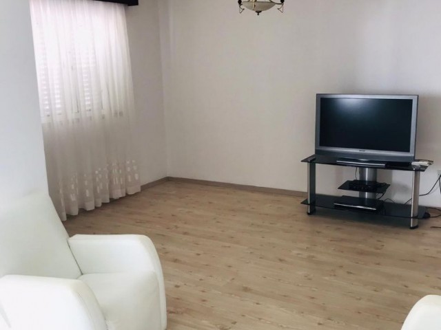 Flat To Rent in Girne Merkez, Kyrenia