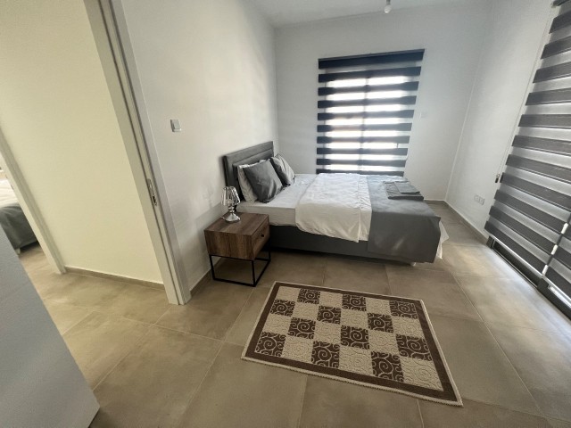 Neu fertiggestellte 3+1-Maisonette-Residenz zum Verkauf in Çatalköy.