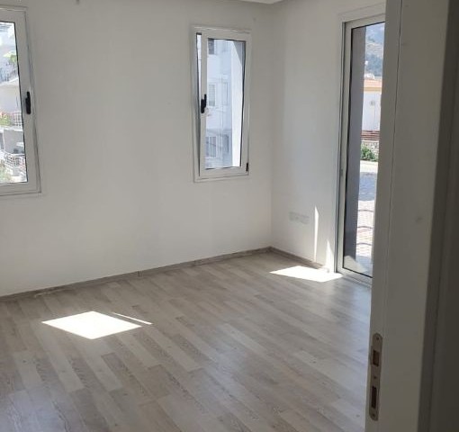 ALSANCAK deniz Manzaralı Ortak Havuz 2+1 satılık Daire