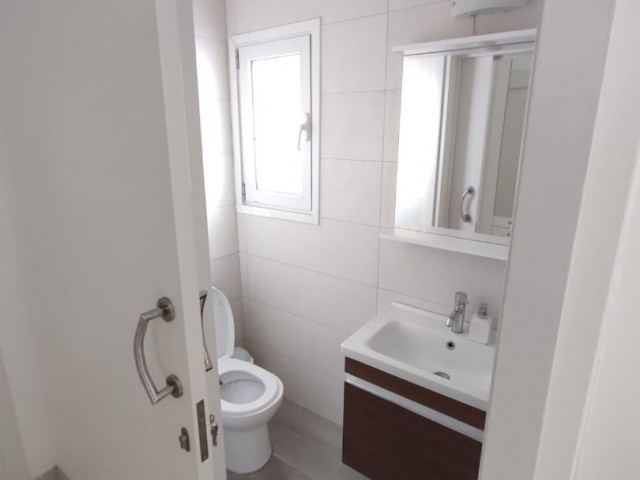 Luks 3+1 Penthouse Kyrenia Centre £750