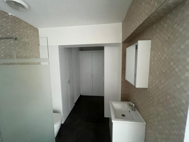 Girne Merkezde Tam 189M2 İki Katlu Dublex Penthouse Sıfır!