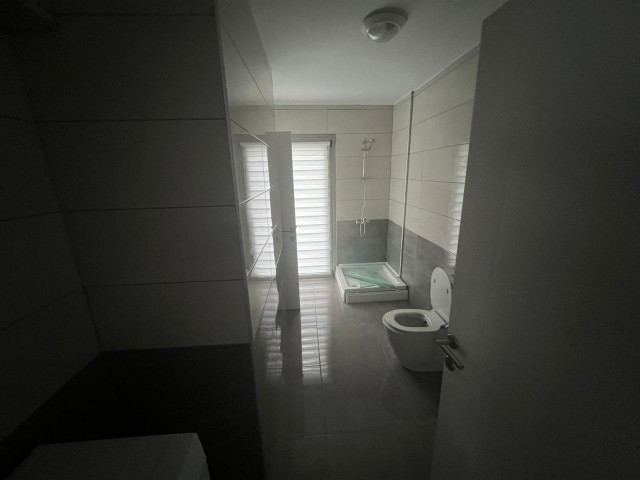 Girne Merkezde Tam 189M2 İki Katlu Dublex Penthouse Sıfır!