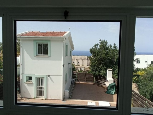 Girne Lapta da Özel Havuzlu 1 Tane 4+1, 1 Tane 1+1 Loft Bungalow (AirBnb'ye Uygun Kaçırılmayacak Yatırım Fırsatı)