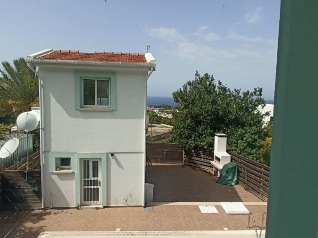 Girne Lapta da Özel Havuzlu 1 Tane 4+1, 1 Tane 1+1 Loft Bungalow (AirBnb'ye Uygun Kaçırılmayacak Yatırım Fırsatı)