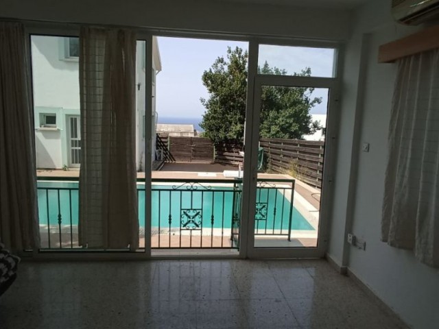 Girne Lapta da Özel Havuzlu 1 Tane 4+1, 1 Tane 1+1 Loft Bungalow (AirBnb'ye Uygun Kaçırılmayacak Yatırım Fırsatı)