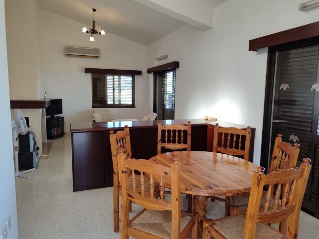 Kyrenia Ozanköy, Villa with Large Garden, Private Pool, 2 Separate Entrances