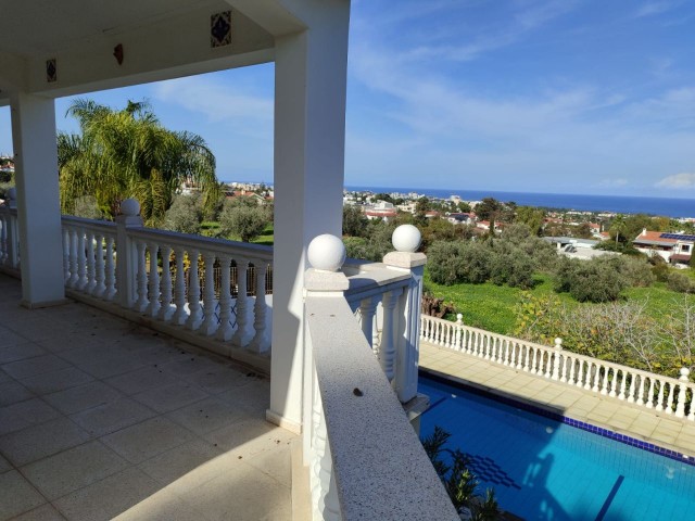 Kyrenia Ozanköy, Villa with Large Garden, Private Pool, 2 Separate Entrances