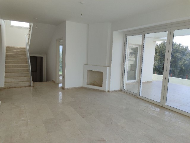 READY FOR DELIVERY in Kyrenia Alsancak Yeşiltepe, Detached Villa with Large Garden, 60 Months Interest-Free Installments