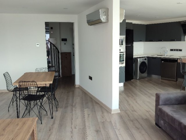 2+1 spacious penthouse for sale in Kyrenia Center Akacan Site