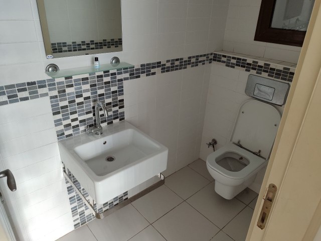 Kyrenia Center, 3+1 Duplex-Penthouse, Yeni Liman Yolu, neben Lord Palace