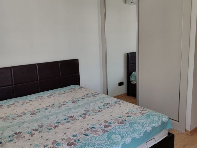 Girne Merkez, Barış Parkı ile Bektaş Market arasında, yeni bina 2+1 Kiralık