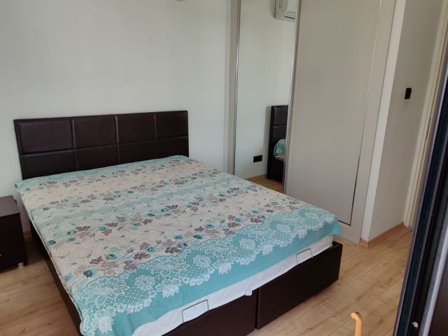 Girne Merkez, Barış Parkı ile Bektaş Market arasında, yeni bina 2+1 Kiralık