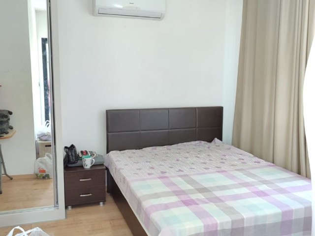 Girne Merkez, Barış Parkı ile Bektaş Market arasında, yeni bina 2+1 Kiralık