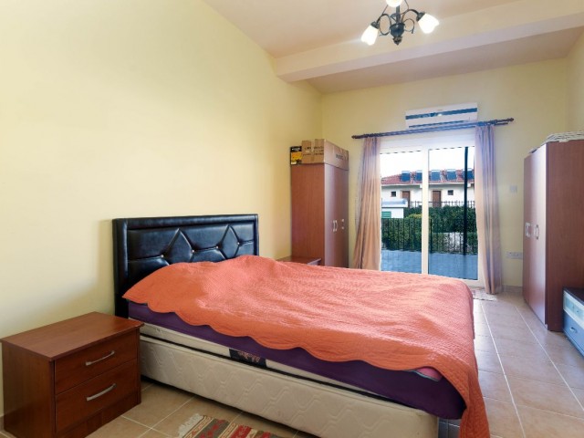 Girne Alsancak Satılık 7+2 Villa