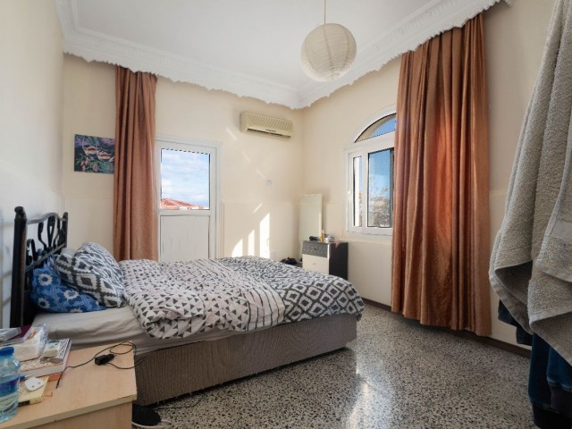 Zu verkaufen 7+2 Villa in Kyrenia Alsancak